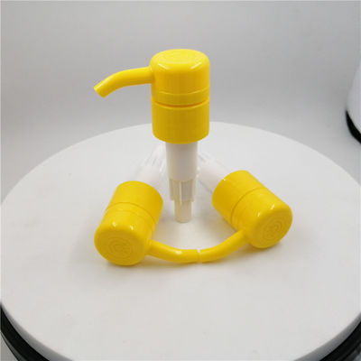 Le distributeur en plastique de savon de plat de la preuve 28mm de rouille pompent la couleur jaune