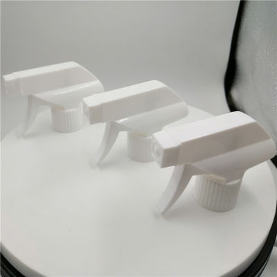 Pompe blanche de pulvérisateur de déclencheur du dosage 1.3cc de la couleur 28mm pour le savon liquide
