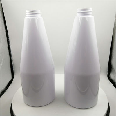 Le distributeur en plastique blanc de la couleur 500ml met en bouteille avec la pompe 24/410